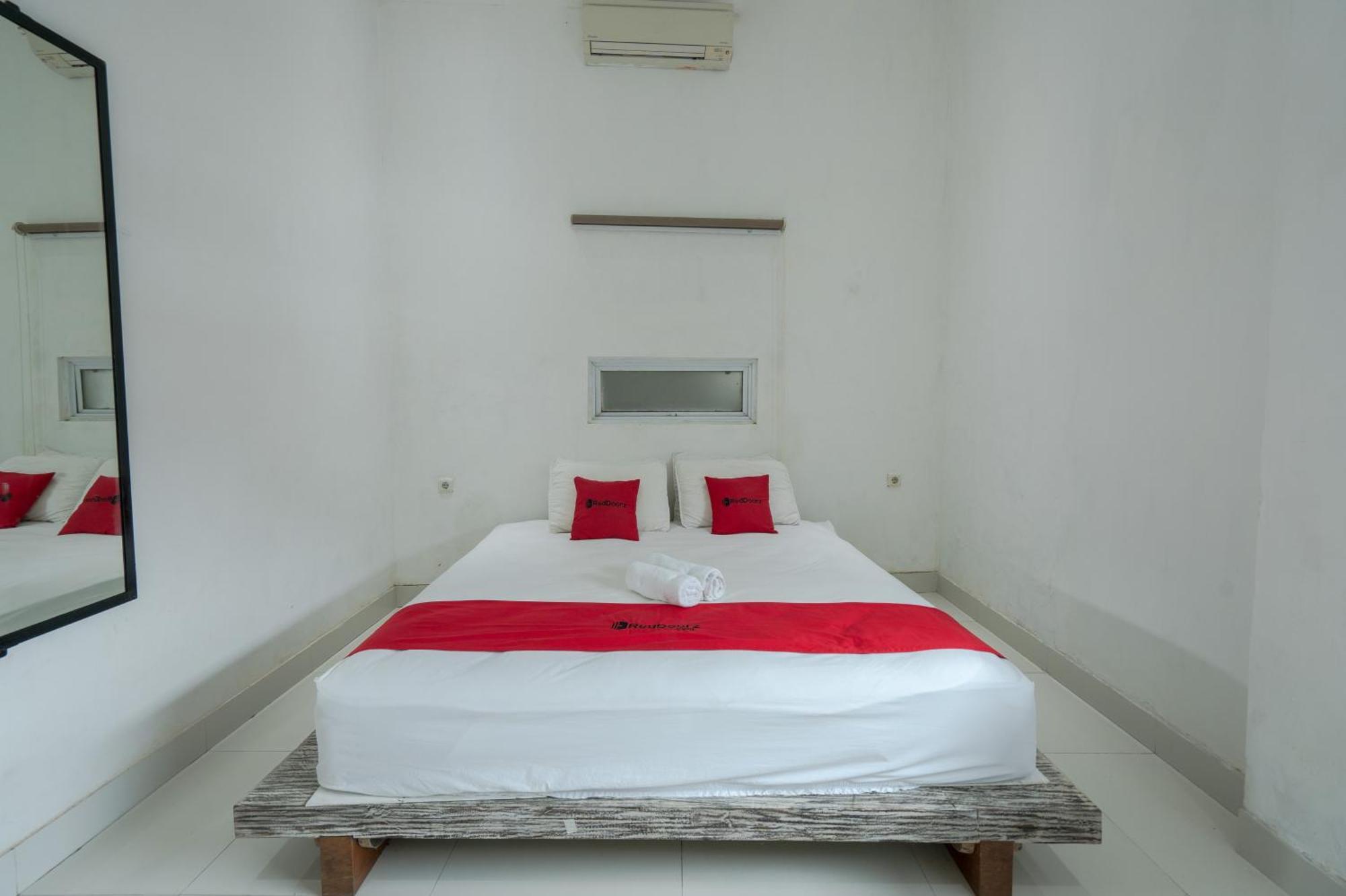 Reddoorz Near Ubud Village Sukawati  Exterior photo